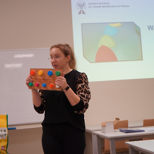 ELEMENTY INTEGRACJI SENSORYCZNEJ W PRACY NAUCZYCIELA PRZEDSZKOLA i KLAS I-III SZKOŁY PODSTAWOWEJ 