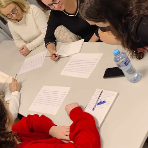 ELEMENTY INTEGRACJI SENSORYCZNEJ W PRACY NAUCZYCIELA PRZEDSZKOLA i KLAS I-III SZKOŁY PODSTAWOWEJ 